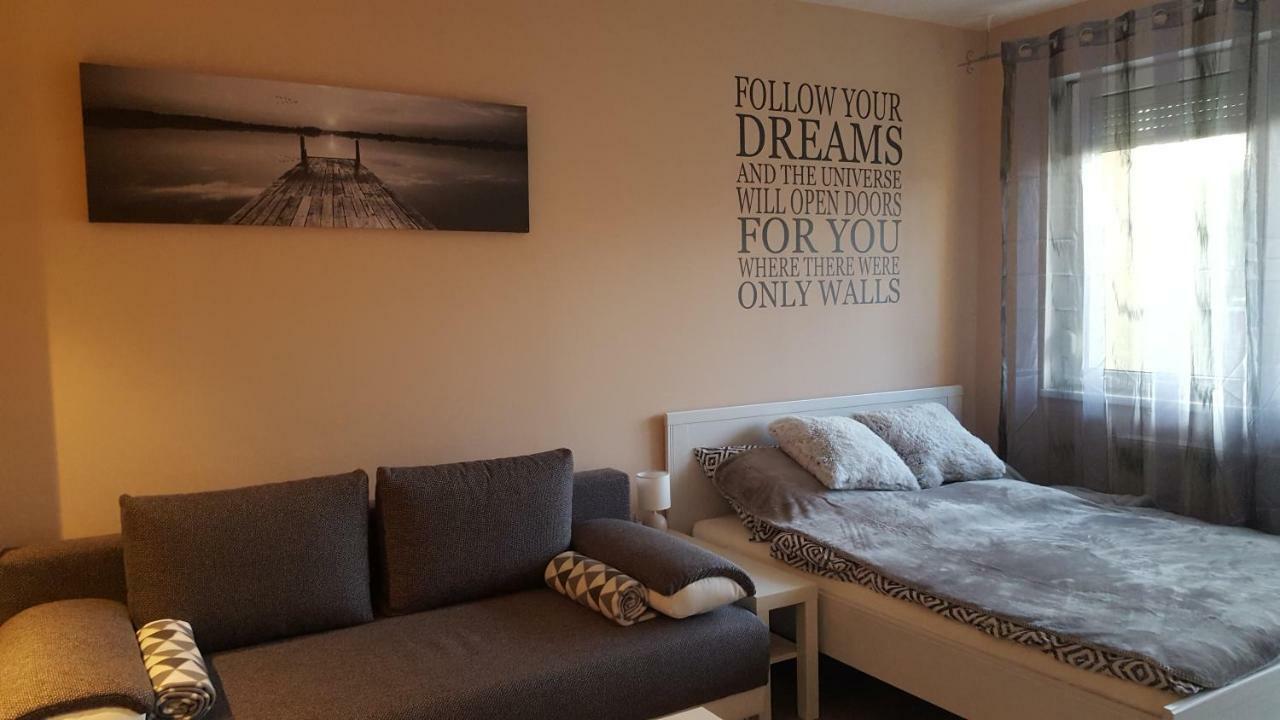 Liget Apartment, Terrace, Free Parking, Ac Budapest Exteriör bild